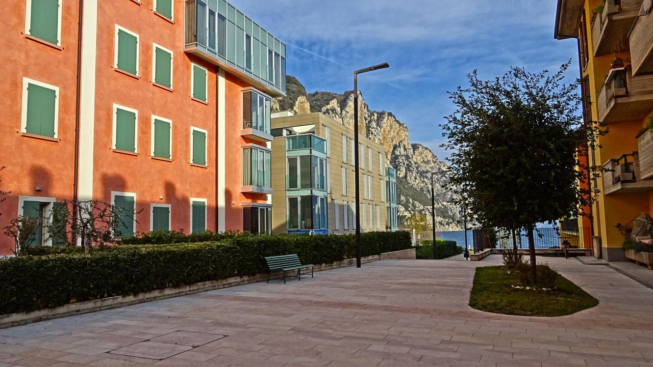 Campione Ora Apartments By Gardadomusmea Кампіоне-дель-Ґарда Екстер'єр фото